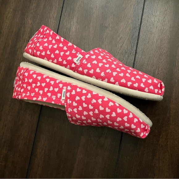 Toms Heart Print Flats - Picture 6 of 7